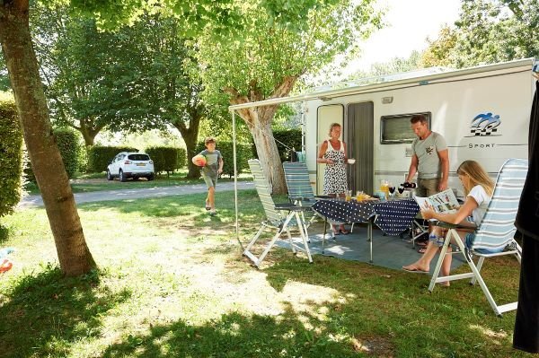 Camping an der Saône mit der Familie