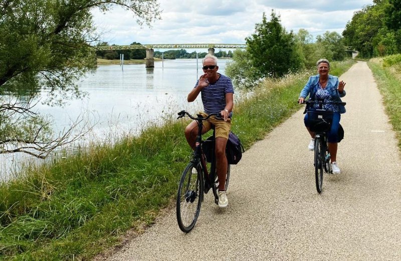 Fietsen langs de saone in Frankrijk