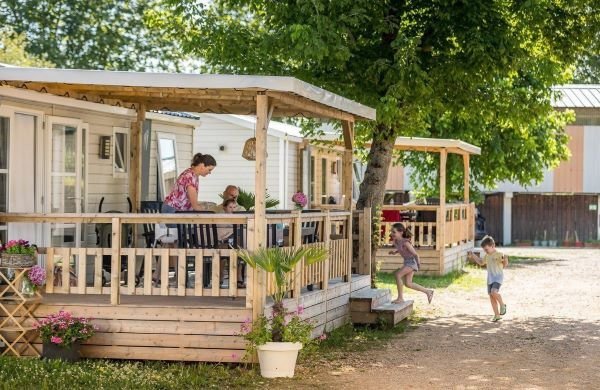 Mobilheim f[r 6 Personen bei Aux Rives du Soleil